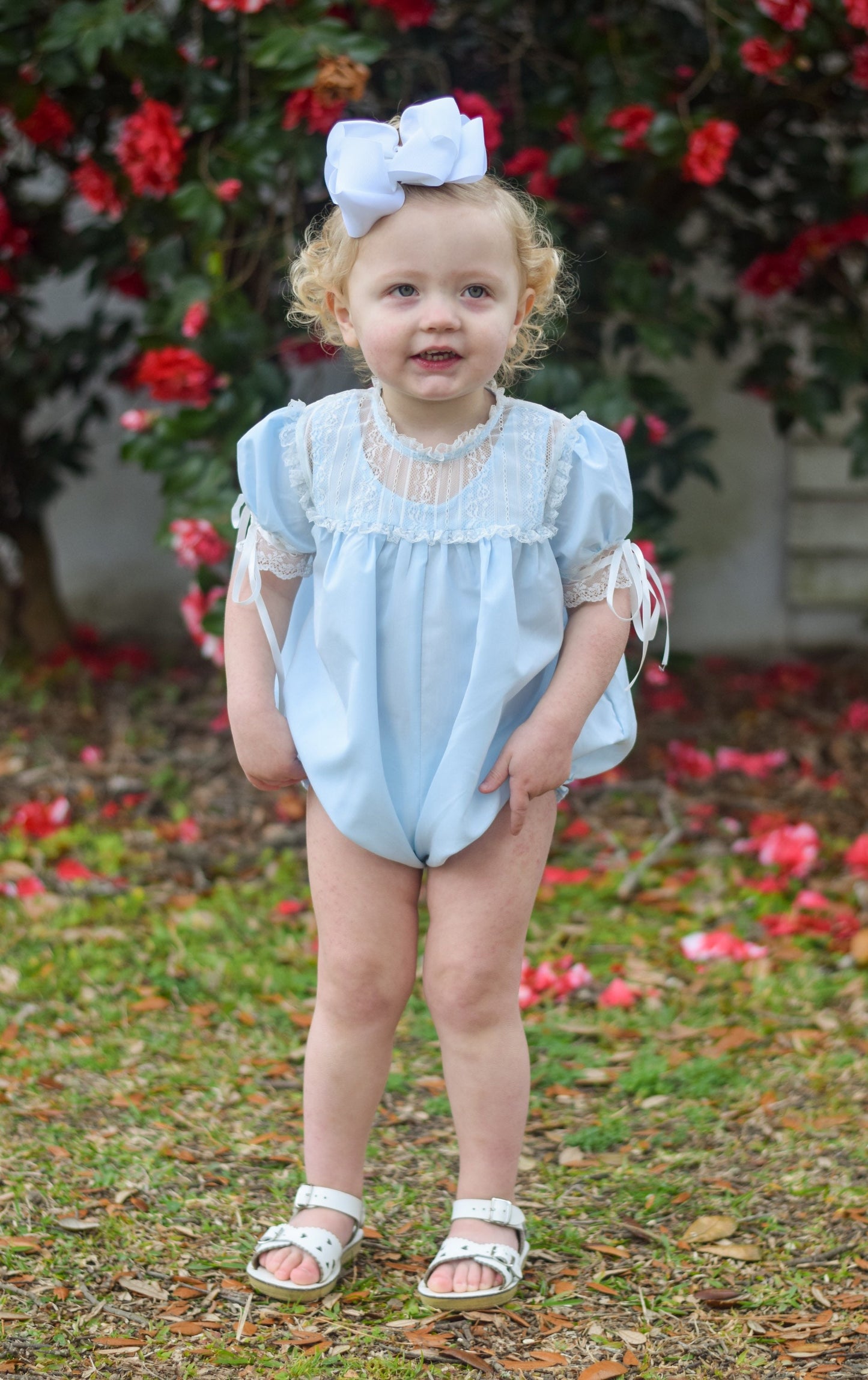 The Victorian Heirloom Bubble in Blue